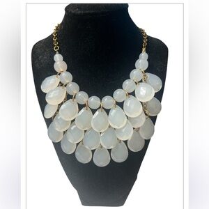 Necklace beaded choker style adjustable white and gold statement